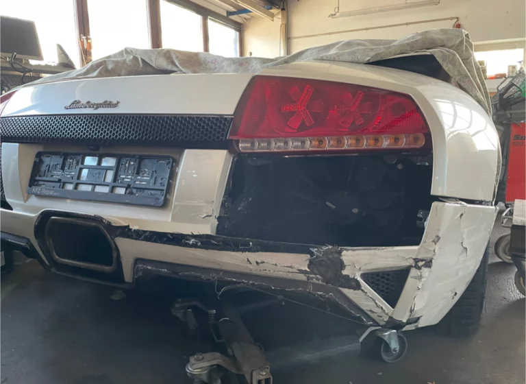 Lamborghini Murciélago LP640